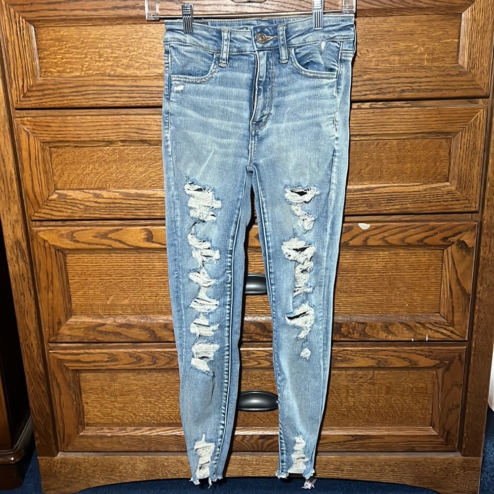 American Eagle Ripped Hi-Rise Jeggings